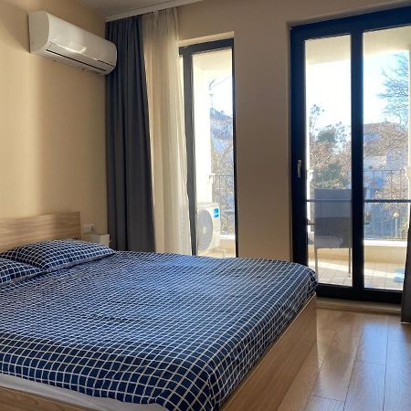 Brand New Apartment With Outdoor Swimming Pool Warna Exterior foto