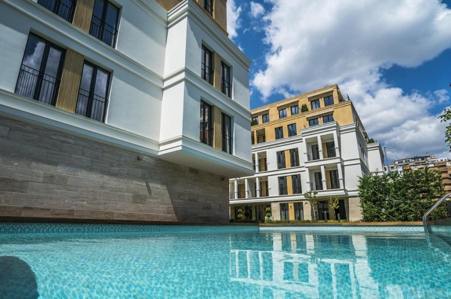 Brand New Apartment With Outdoor Swimming Pool Warna Exterior foto
